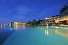 Manava Suite Resort
